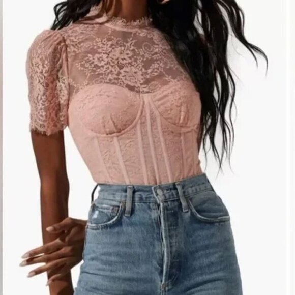 Astr Tops - Astr Lacie Illusion Lace Bodysuit Dusty Pink Bustier M NEW